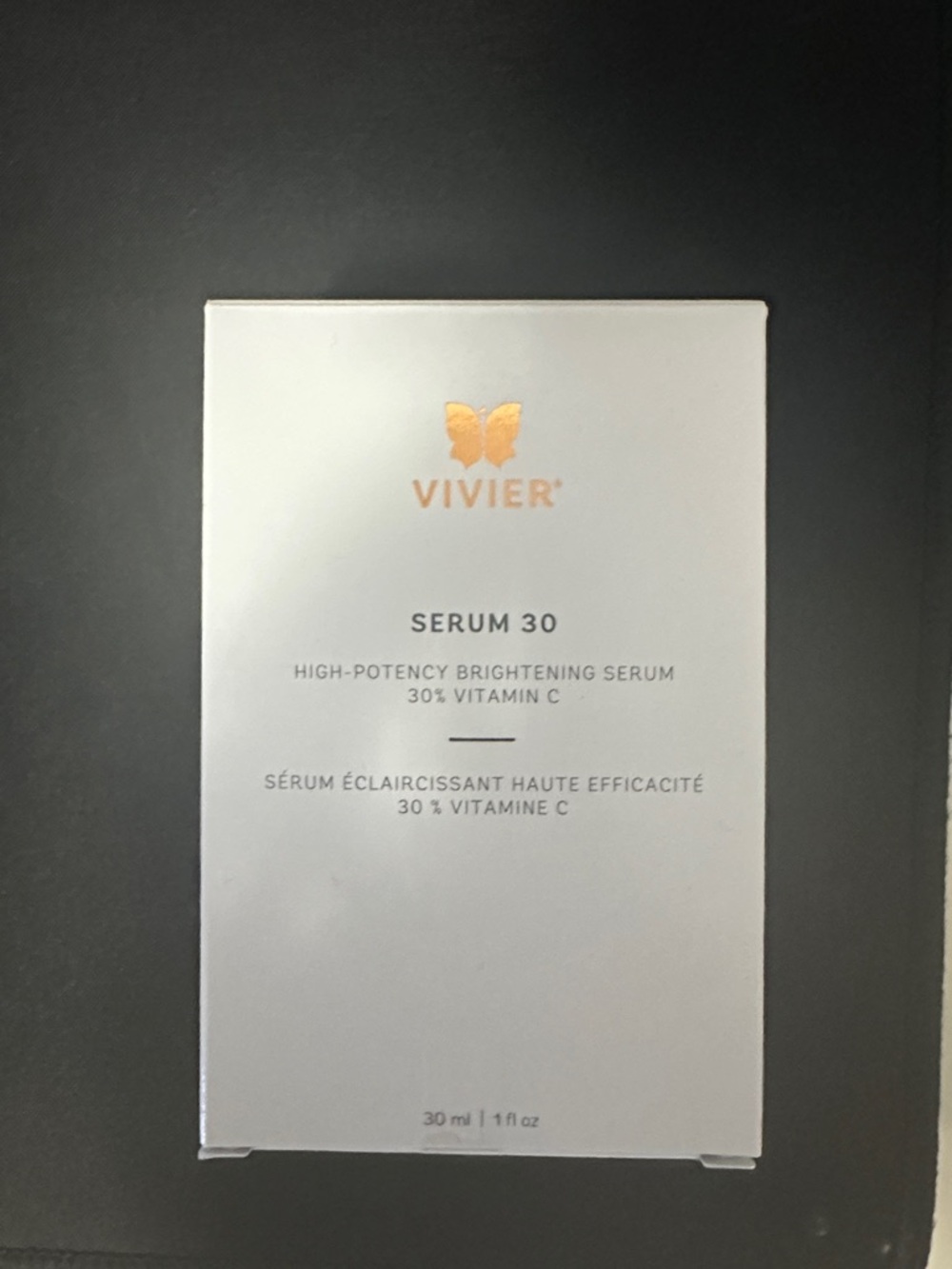 ViVI SERUM 30 White with Gold Accent Brightening Serum Packaging